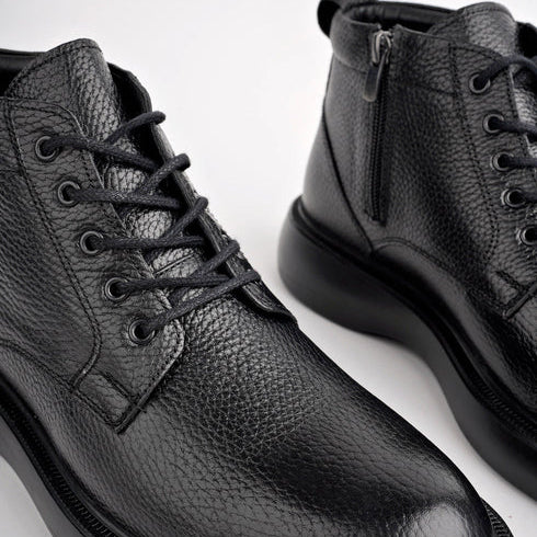 Bottes en cuir véritable 013