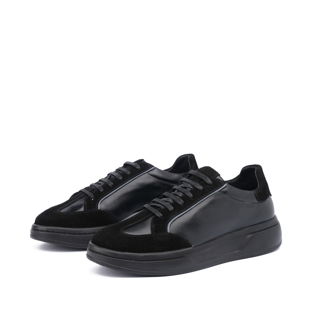 Sneaker en cuir premium - 002